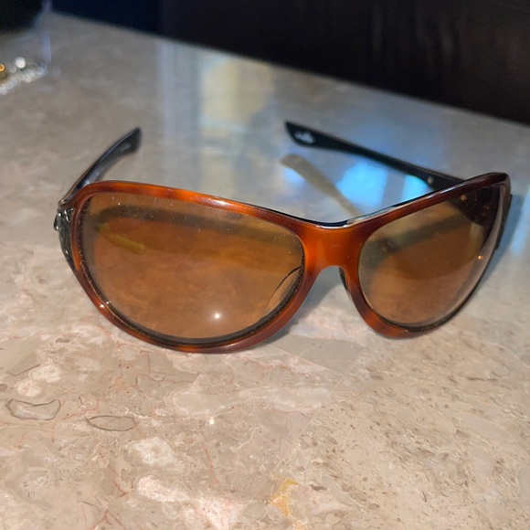 Oakley sunglasses with hard protective case